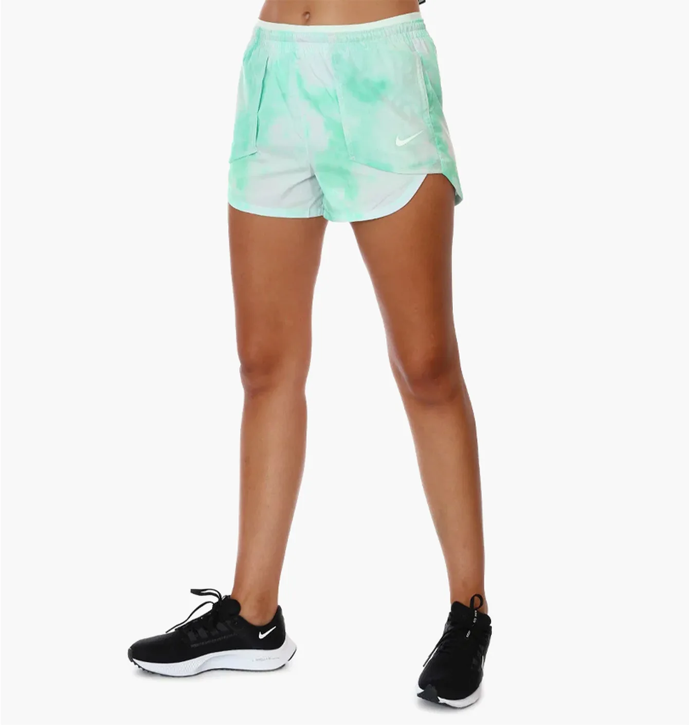 Шорти жіночі Nike Tempo Luxe Icon Clash Green/White CZ9638-342
