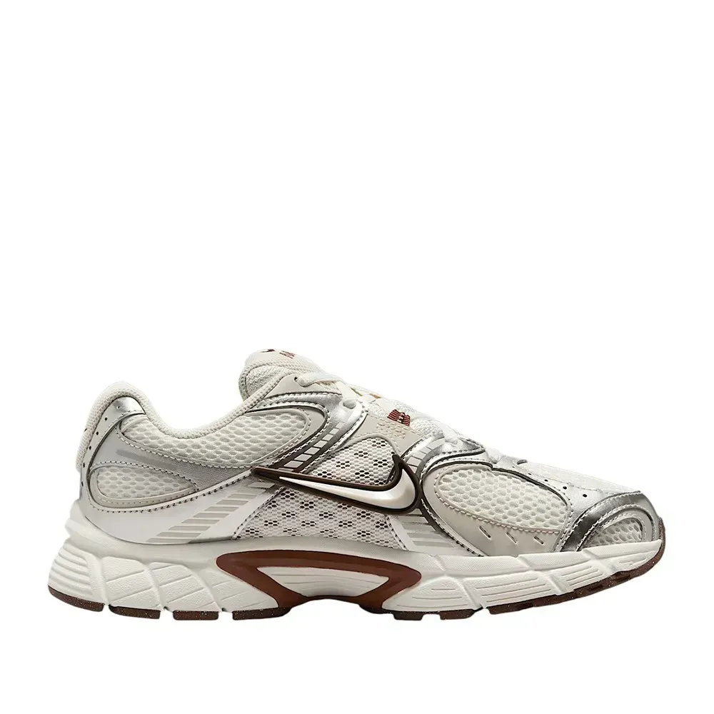Кросівки жіночі Nike W Nike V5 Rnr (HQ7901-113)