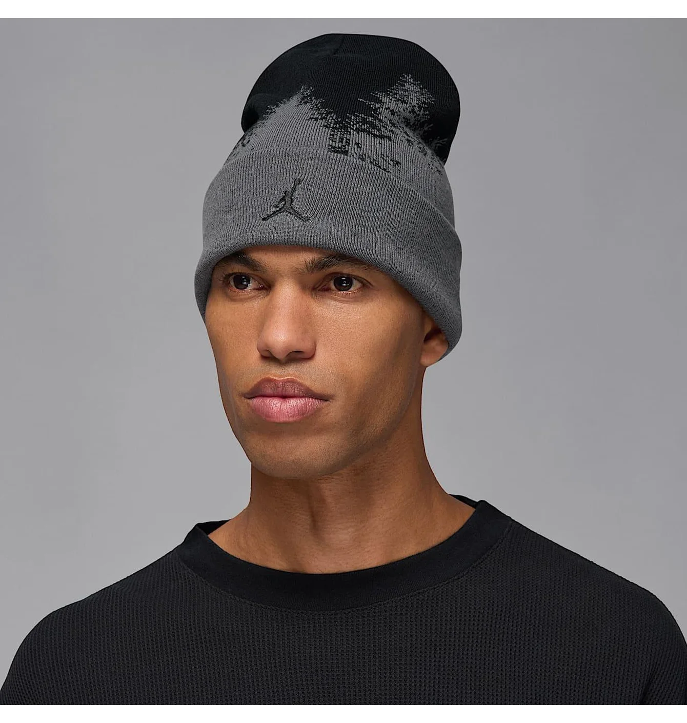 Шапка унісекс Air Jordan Peak Beanie Grey/Black HV1077-068
