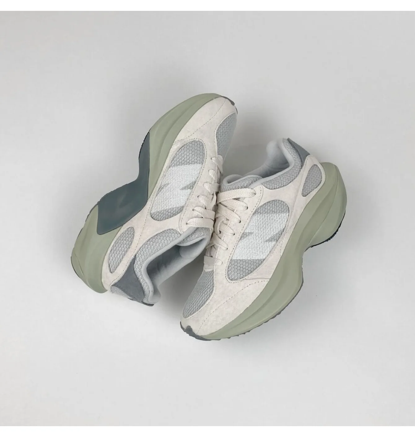 Кросівки чоловічі New Balance Wrpd Runner Beige UWRPDBGS