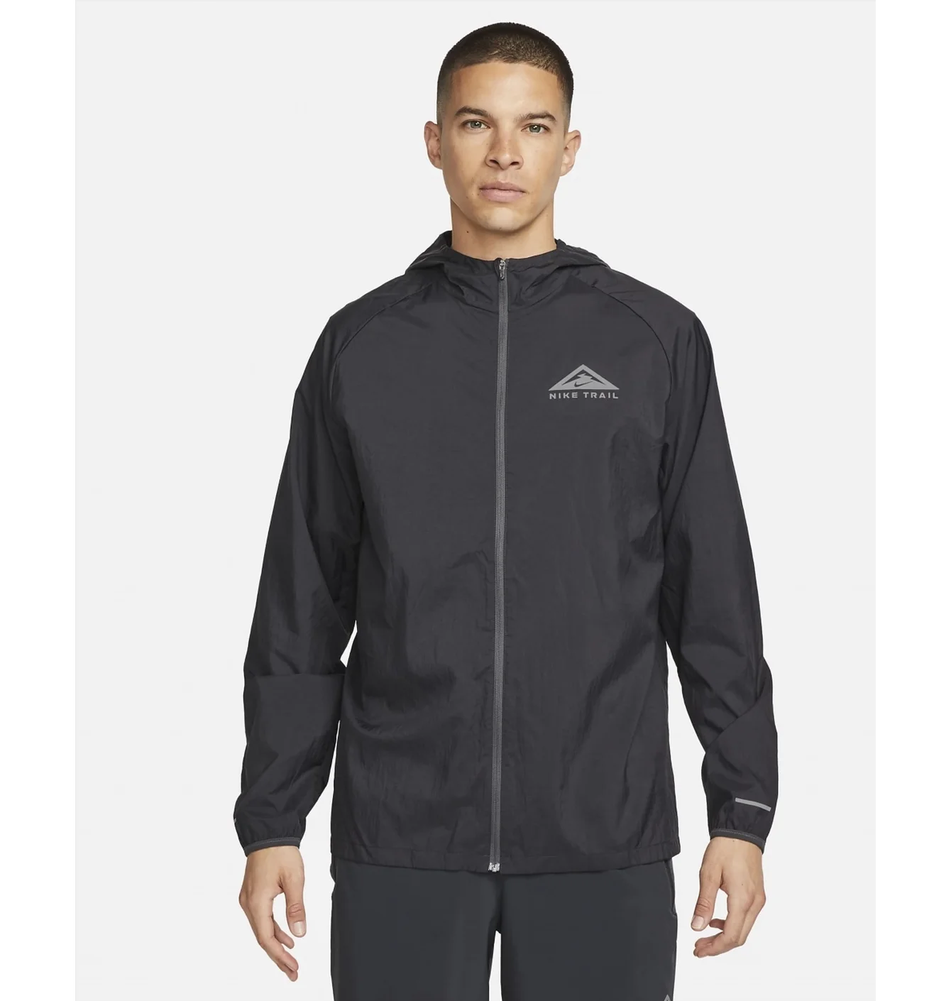 Куртка чоловіча Nike Trail Aireez Lightweight Trail Running Jacket Black DX6883-010