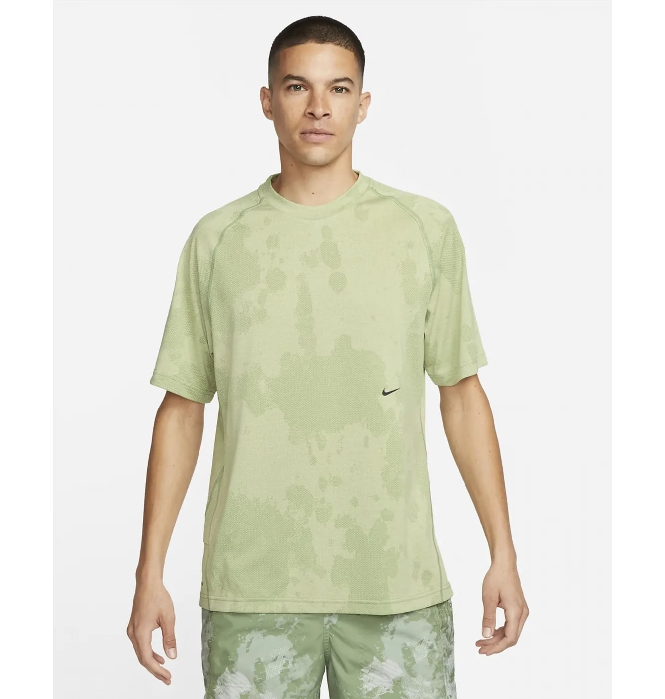Футболка чоловіча Nike Dri-Fit Olive DX6954-371
