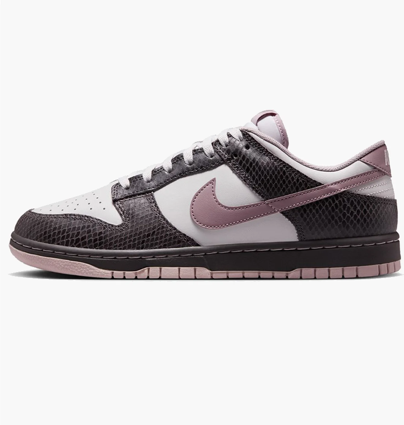 Кросівки чоловічі Nike Dunk Low Se White/Brown HV6932-299