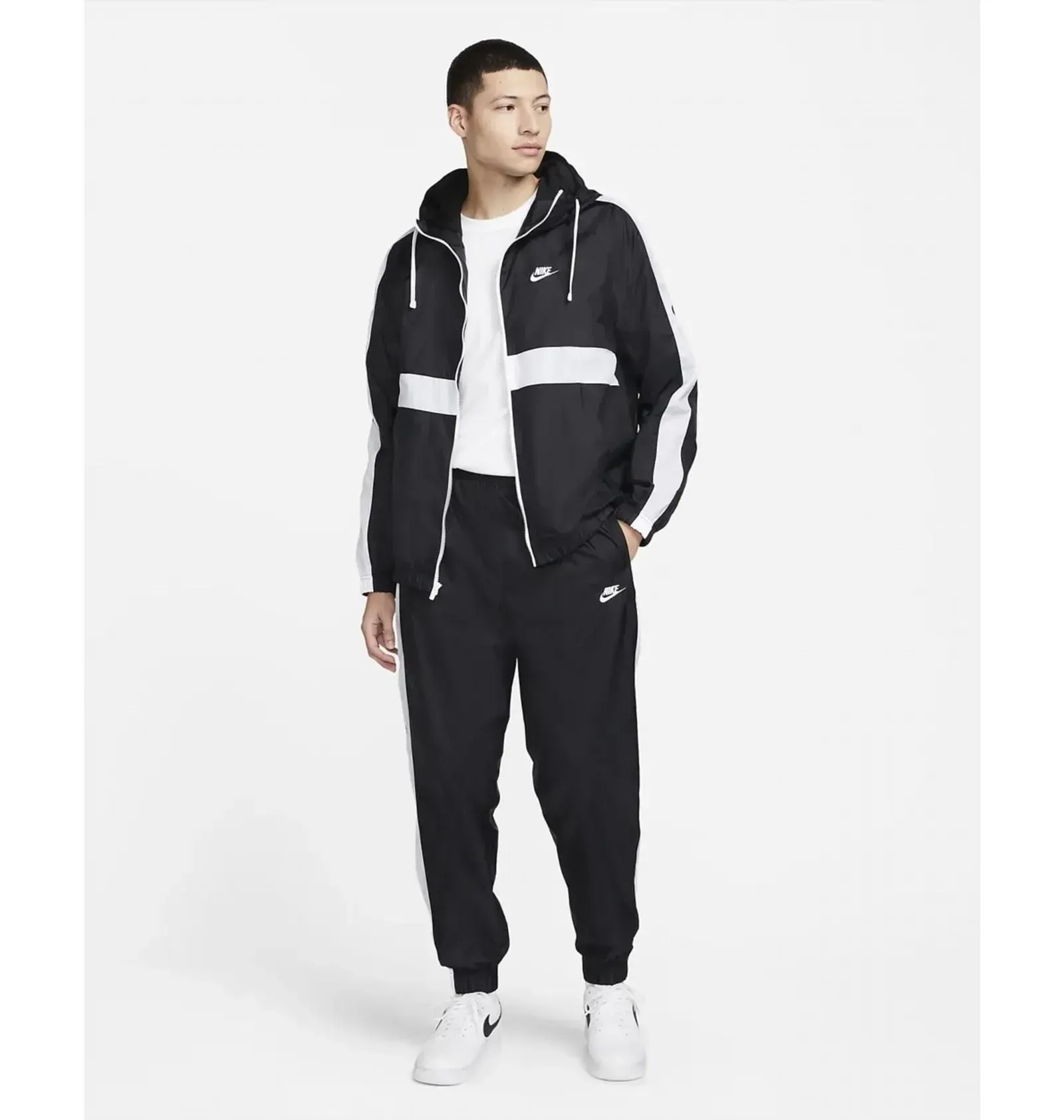 Спортивний костюм чоловічий Nike Club Wvn Hd Trk Suit (BV3025-013)