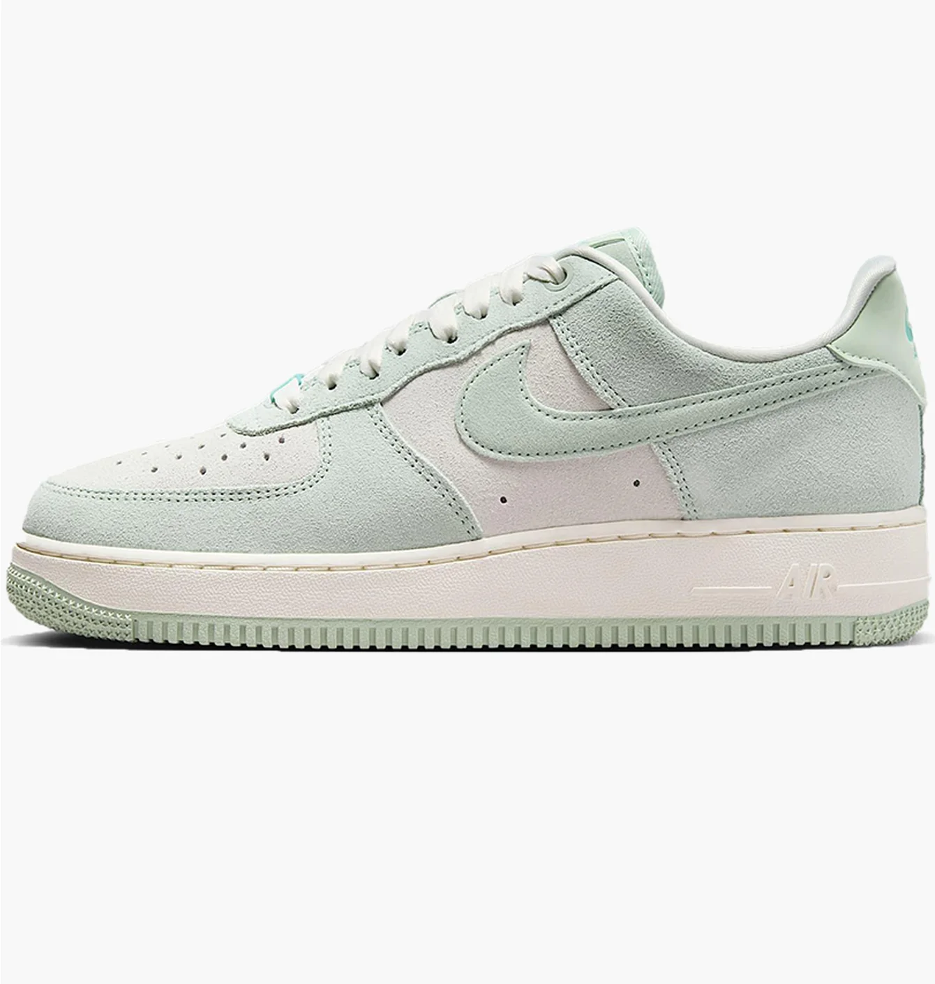 Кросівки жіночі Nike Wmns Air Force 1 07 Se Green HQ1497-099