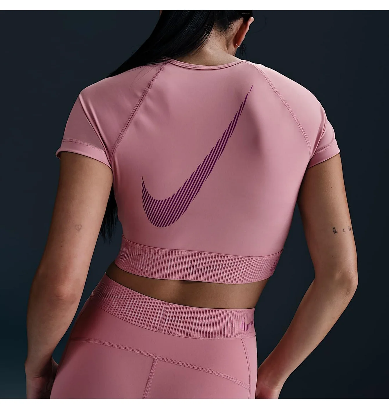 Топ жіночий Nike Dri-Fit Short-Sleeve Cropped Graphic Top Pink HM6369-699