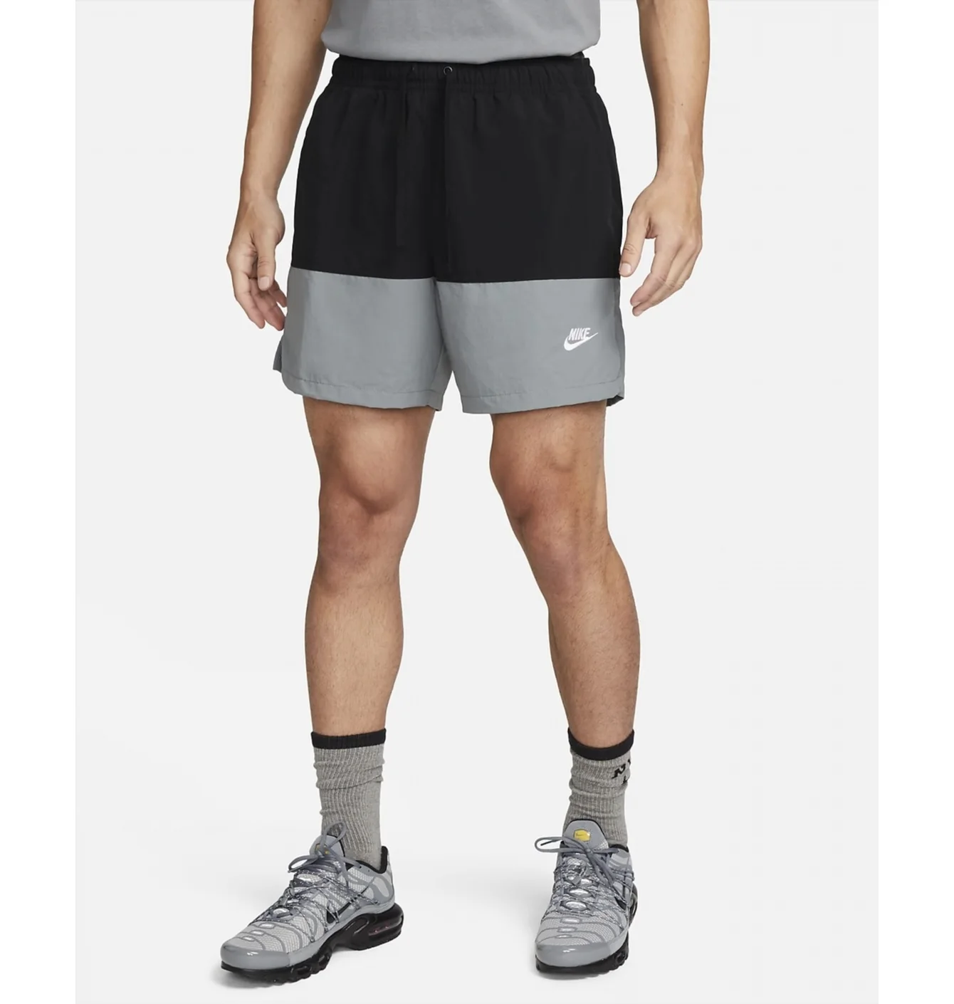 Шорти чоловічі Nike Club Black/Grey FB7811-010