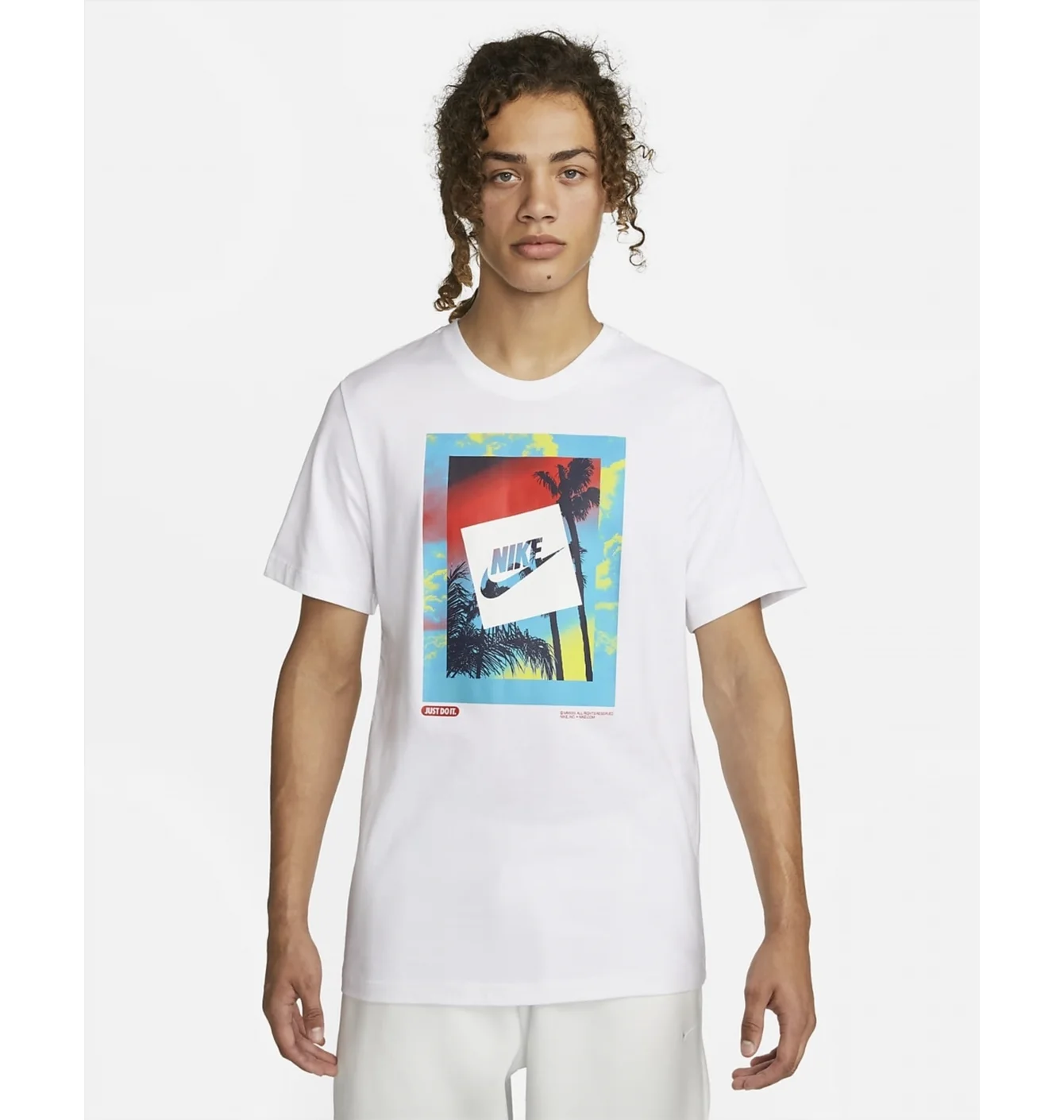 Футболка чоловіча Nike Sportswear White Dr8071-100