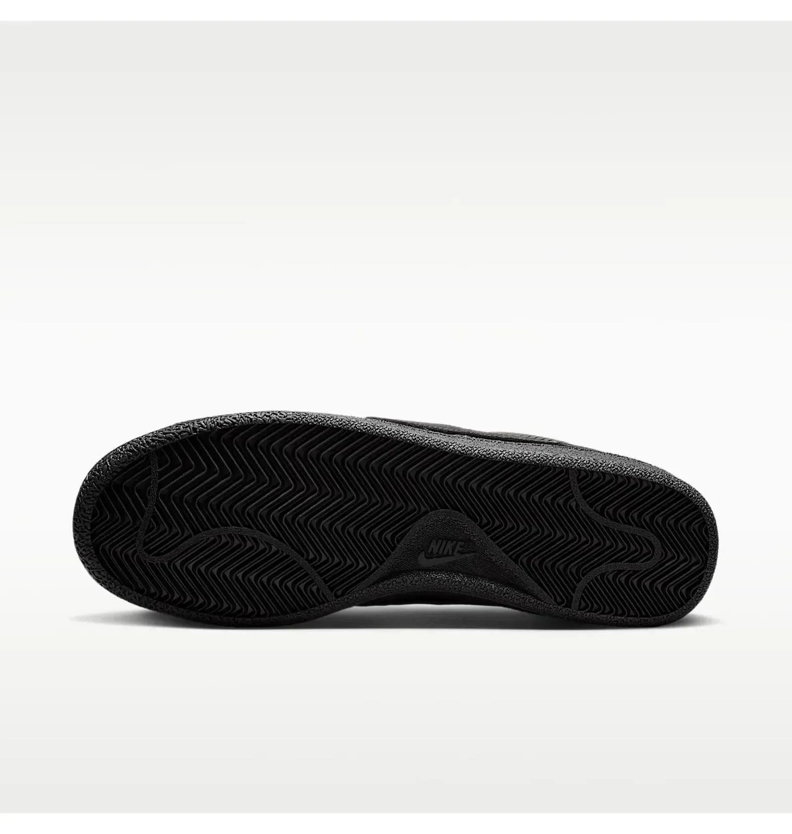 Кросівки унісекс Nike Tennis Classic Cs Prm Wtch Bnd Black (IQ5786-001)