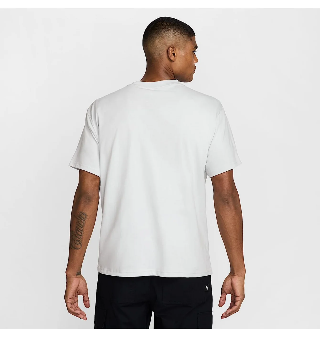 Футболка чоловіча Nike Sportswear MenS Max90 T-Shirt White HJ0576-025