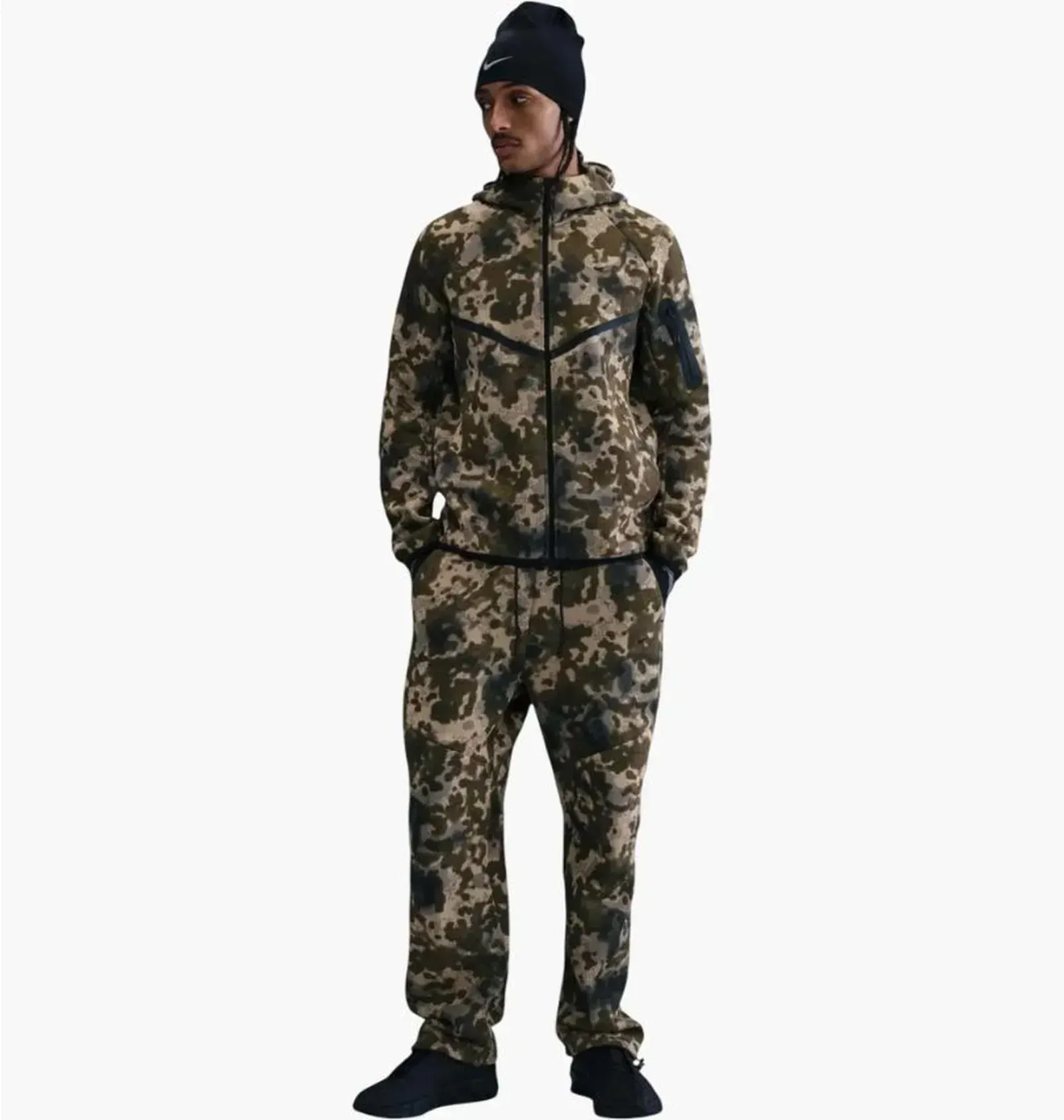 Спортивний костюм чоловічий Nike Tech Fleece Camo (HV0955-276__II1324-276)
