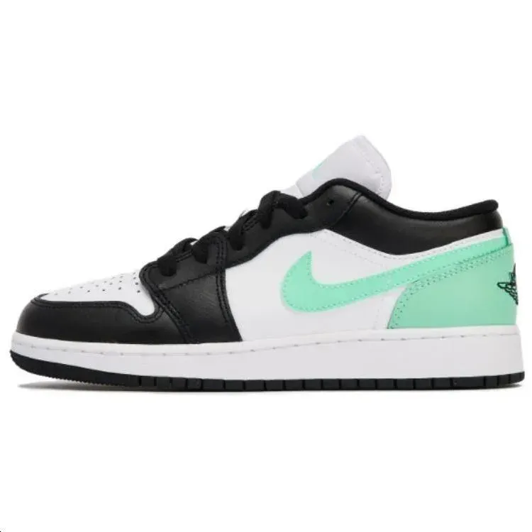 Кросівки жіночі Jordan Air 1 Low Gs (553560-131)