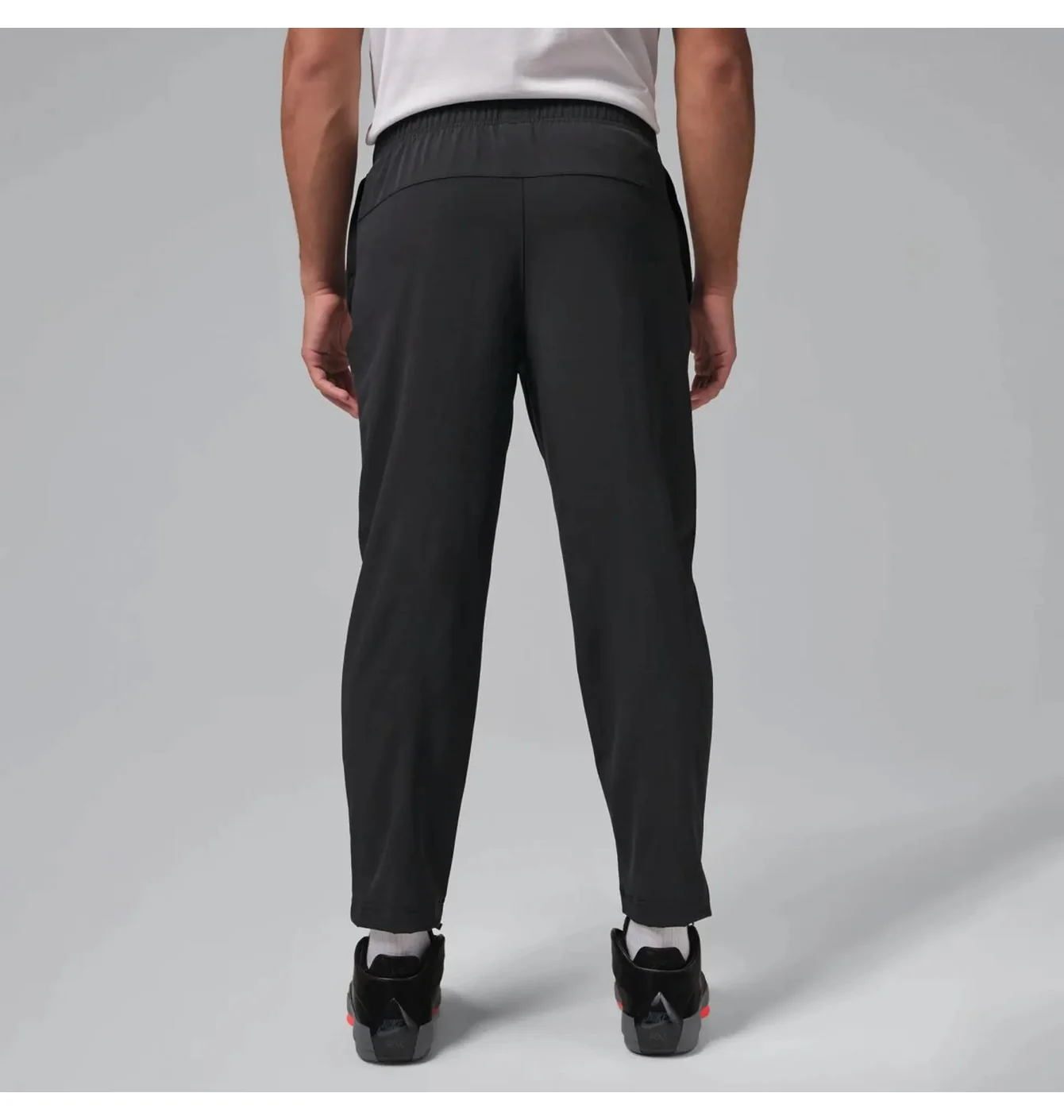 Штани чоловічі Nike Essentials Black IF2154-010