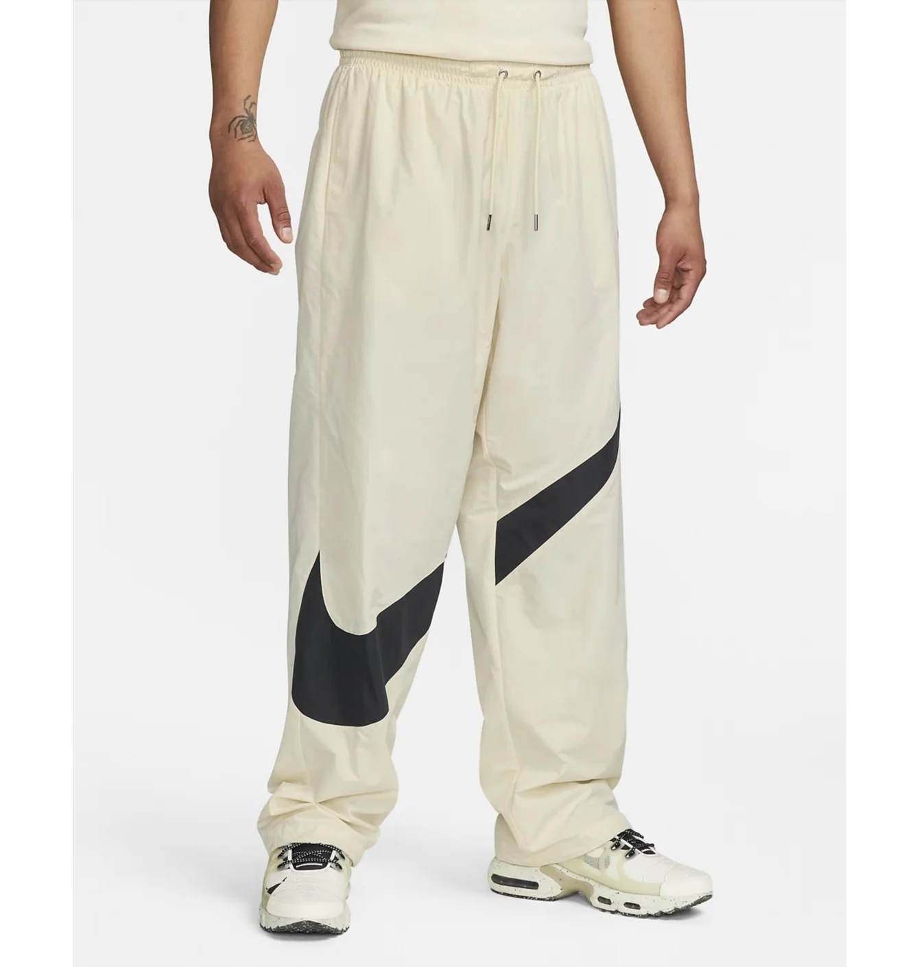 Штани чоловічі Nike Swoosh Beige FB7880-113