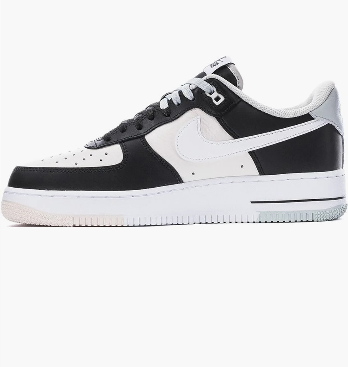 Кросівки чоловічі Nike Air Force 1 Low 07 Lv8 White/Black FD2592-002