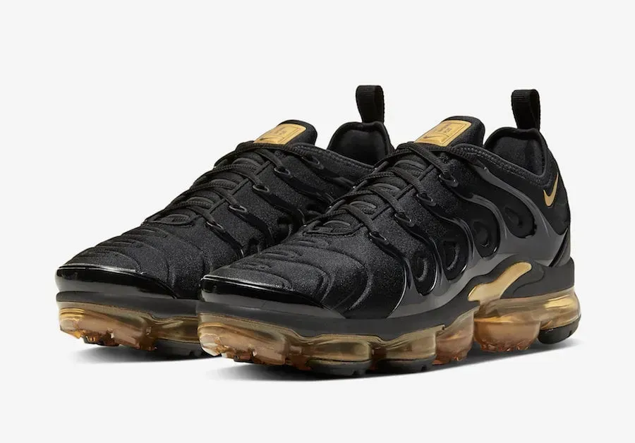 Кросівки чоловічі Nike Air Vapormax Plus (CW7299-001)