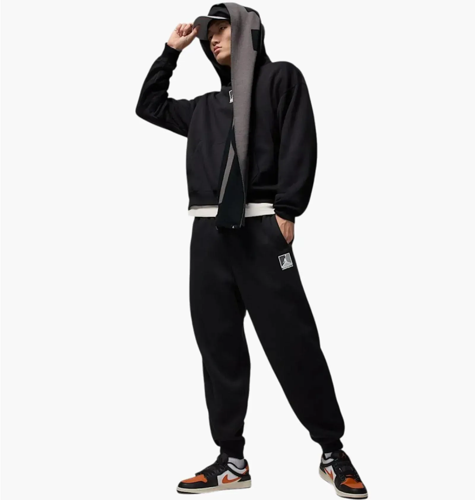 Спортивний костюм чоловічий Jordan Brk Gfx Po Black (HV0544-010__HV0546-010)