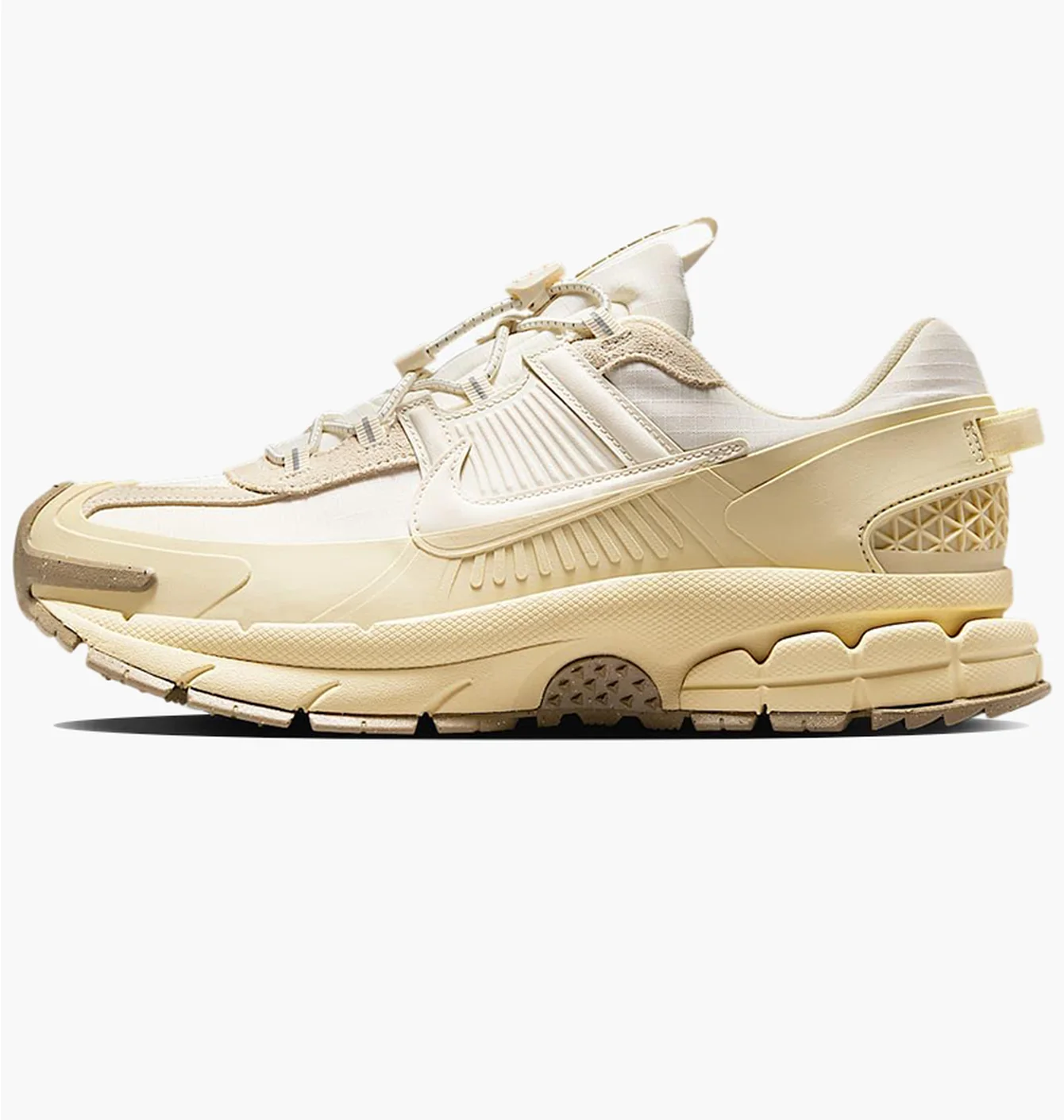 Кросівки чоловічі Nike Zoom Vomero Roam Beige FV2295-101