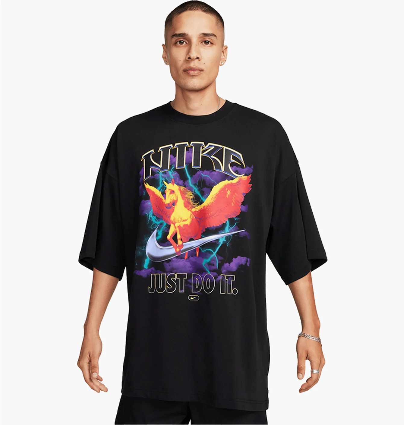 Футболка чоловіча Nike Sportswear Black FJ1089-010