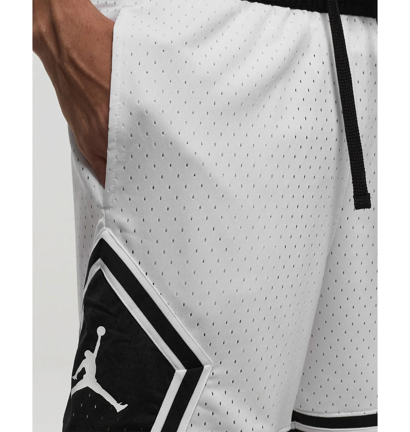 Шорти жіночі Nike W J Spt Dmnd Short 4 White FN5134-101