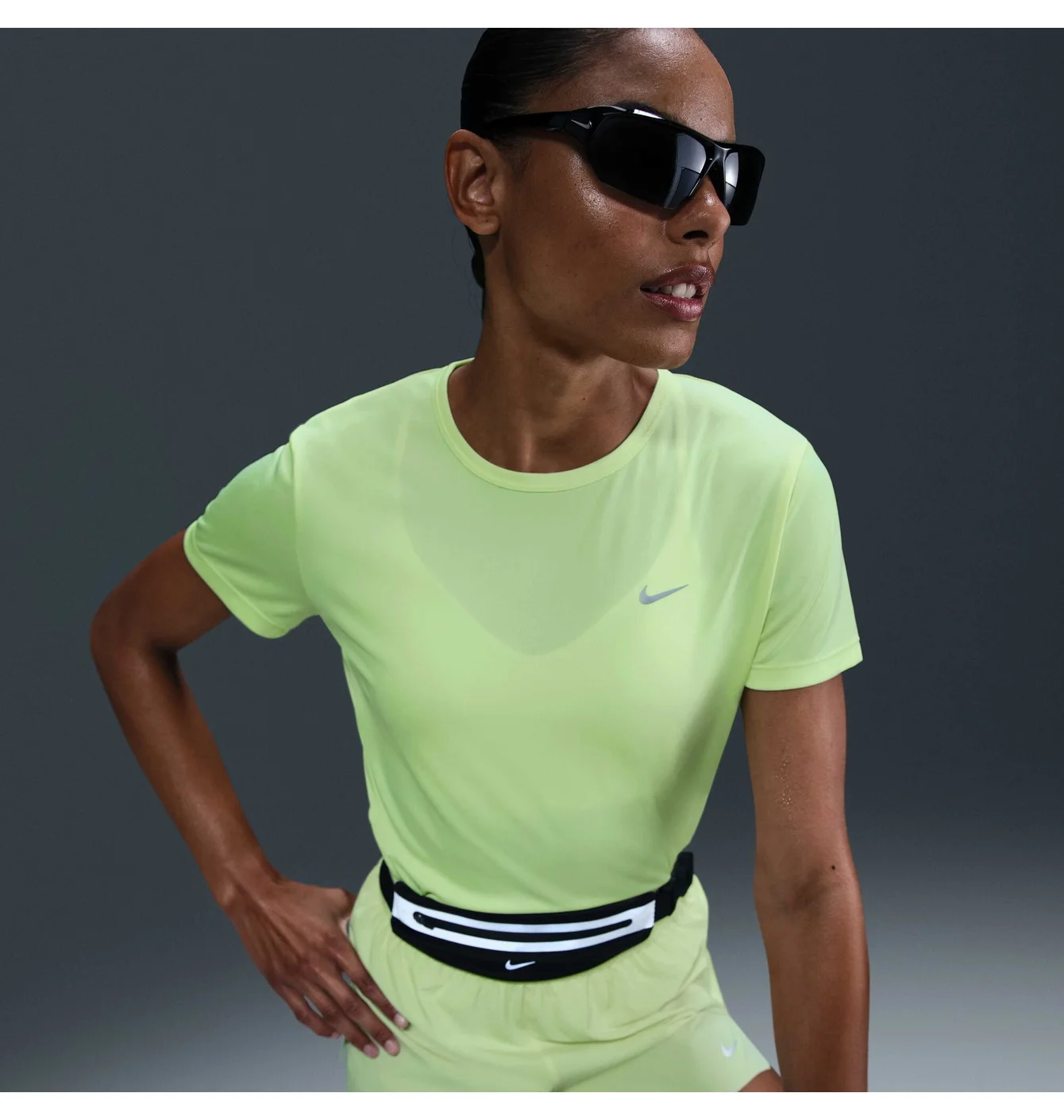 Футболка жіноча Nike Tempo Green HQ0648-701