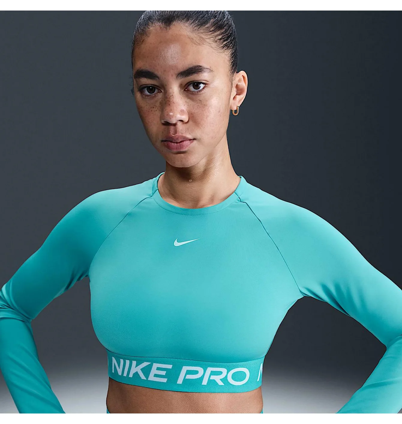 Футболка жіноча Nike Pro Turquoise FV5484-345