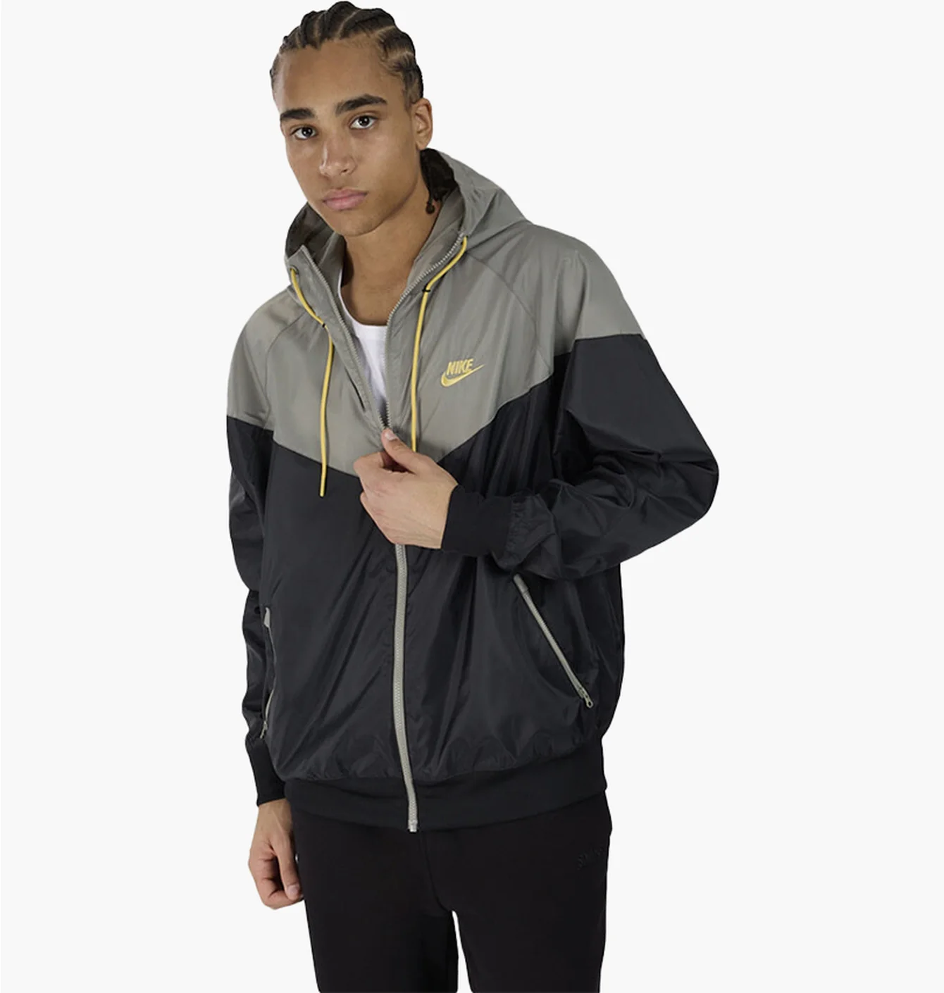 Вітровка чоловіча Nike Nsw Windrunner Woven Jacket Black/Olive DA0001-017