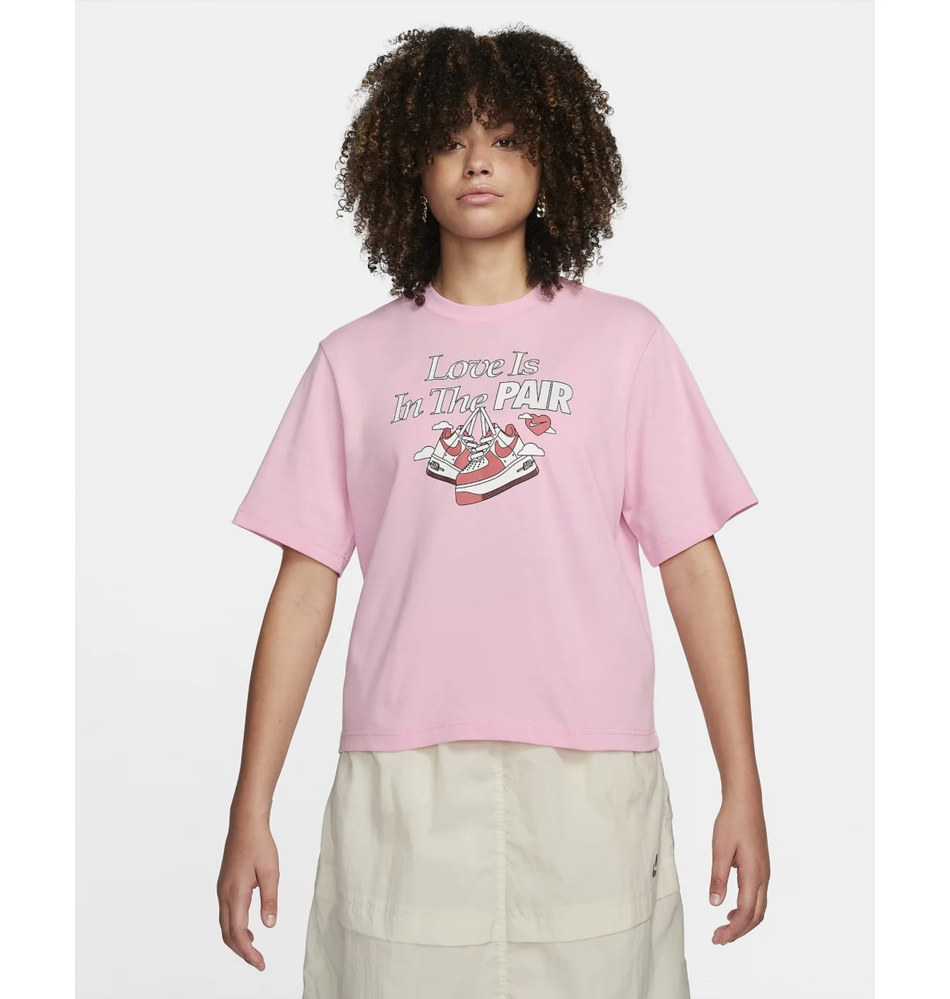 Футболка жіноча Nike T-Shirt Sportswear Pink FQ8870-690
