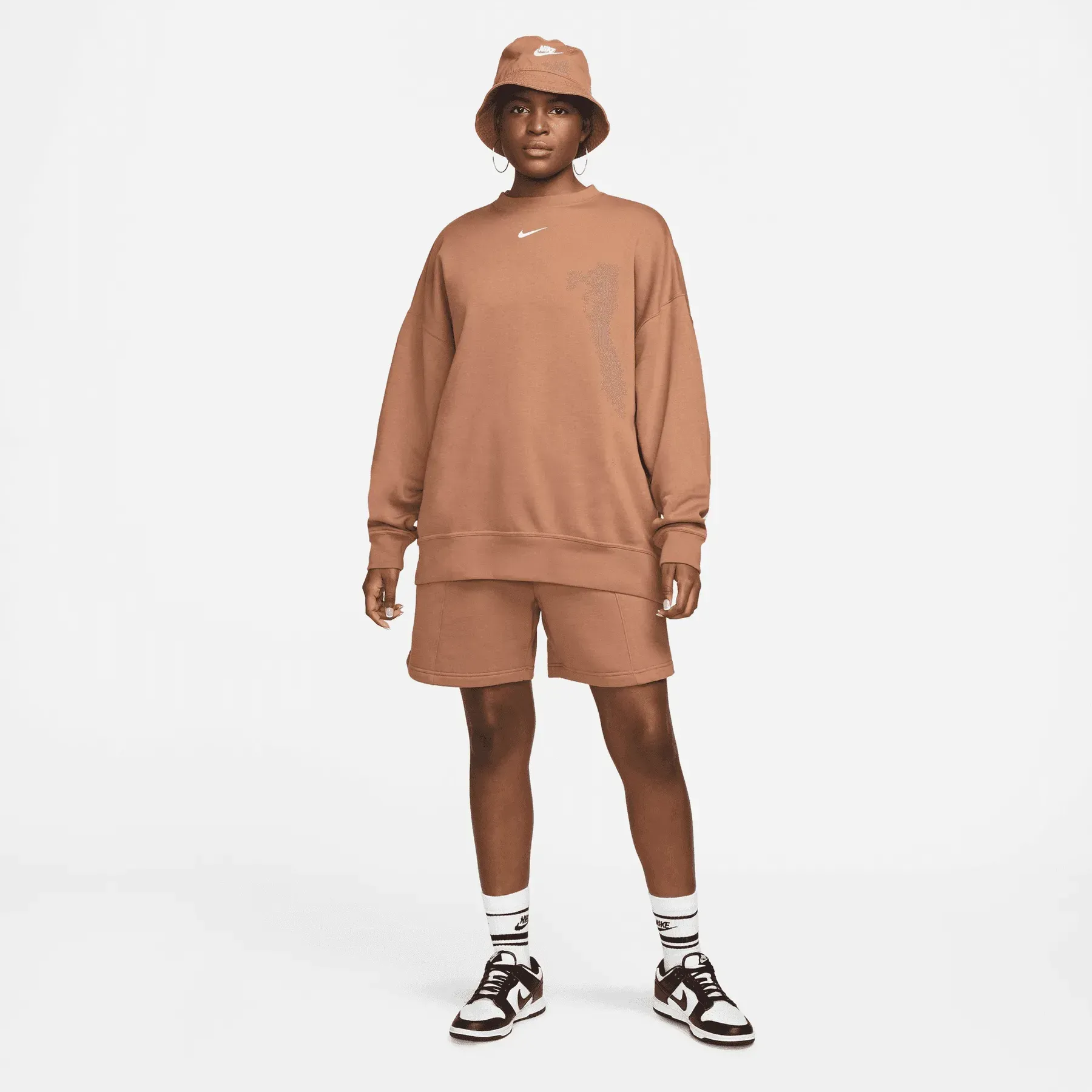 Кофта жіночі Nike Essentials Over-Oversized Fleece Crew Sweatshirt (DD5632-215)