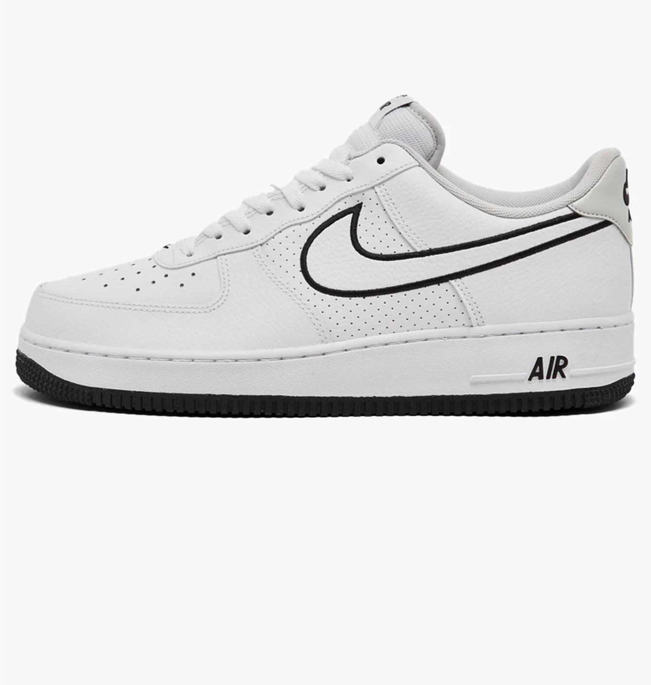 Кросівки чоловічі Nike Air Force 1 Low Casual Shoes White FJ4211-100