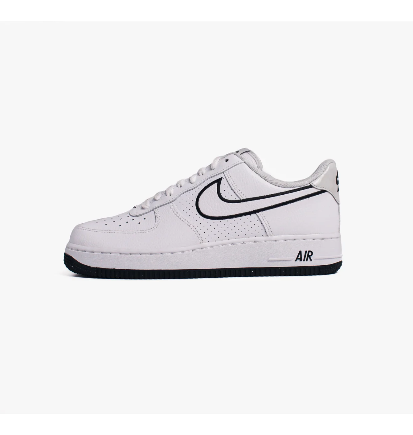 Кросівки чоловічі Nike Air Force 1 Low Casual Shoes White FJ4211-100