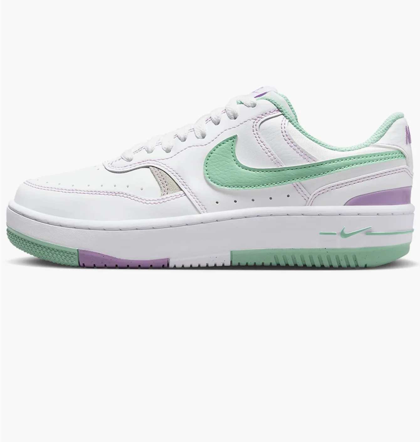 Кросівки жіночі Nike Gamma Force White FN7109-100
