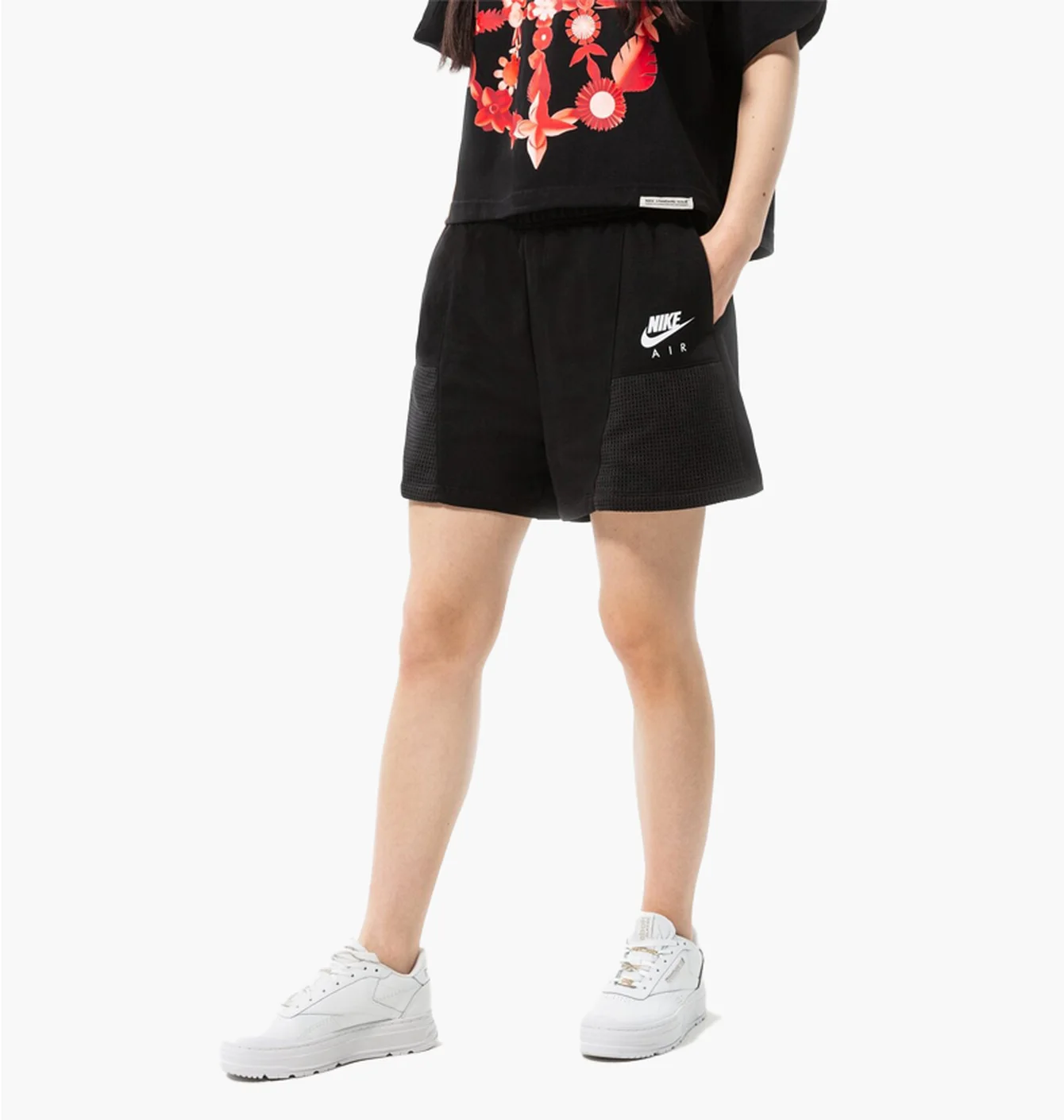 Шорти жіночі Nike W Nsw Air Flc Short Black DM6470-010