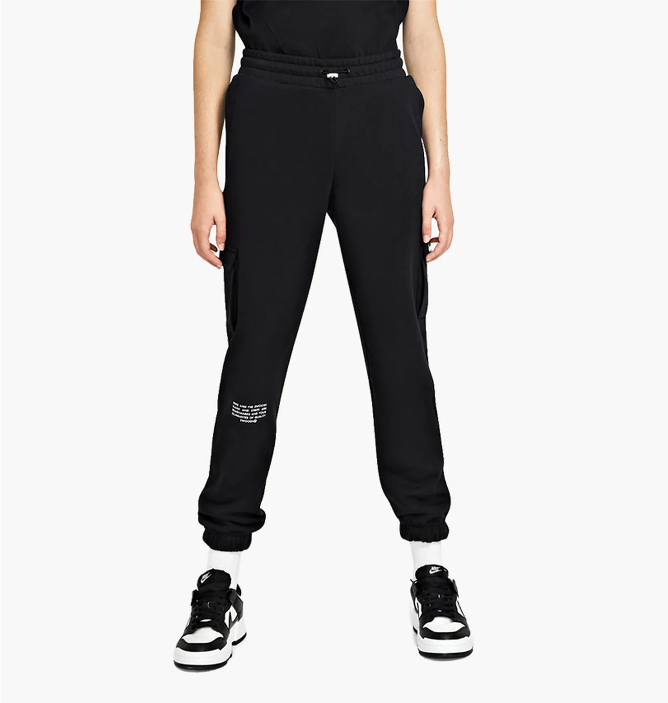 NIKE STANDARD FIT