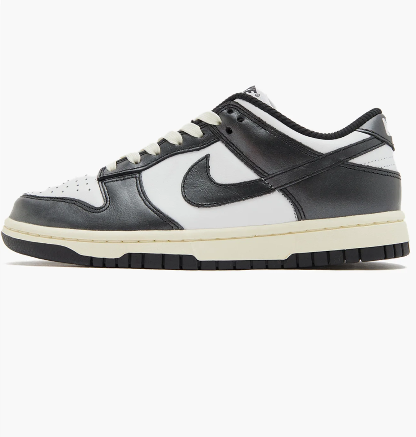 Кросівки жіночі Nike Dunk Low White/Black FQ8899-100