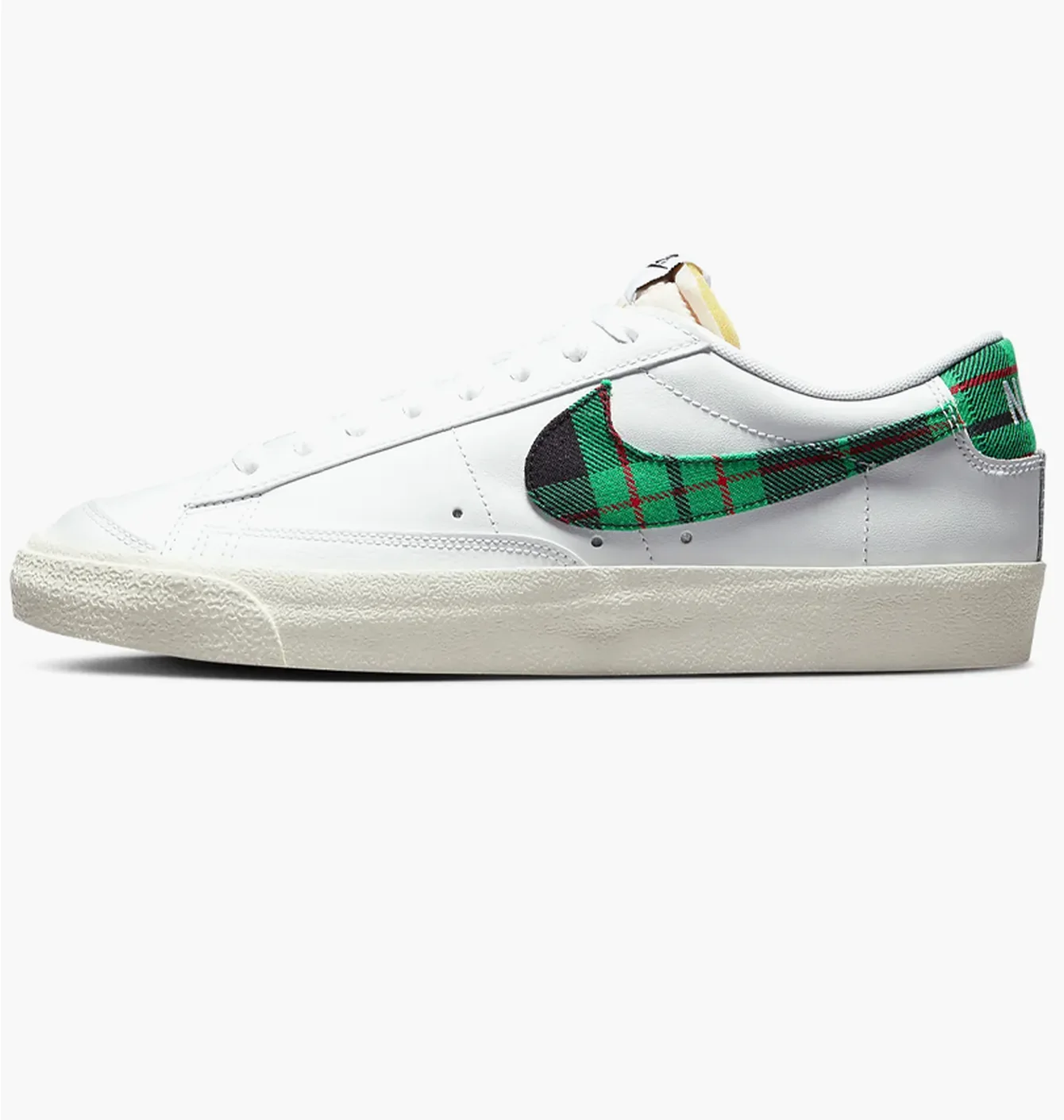Кросівки чоловічі Nike Blazer Low 77 Prm White Dv0801-100