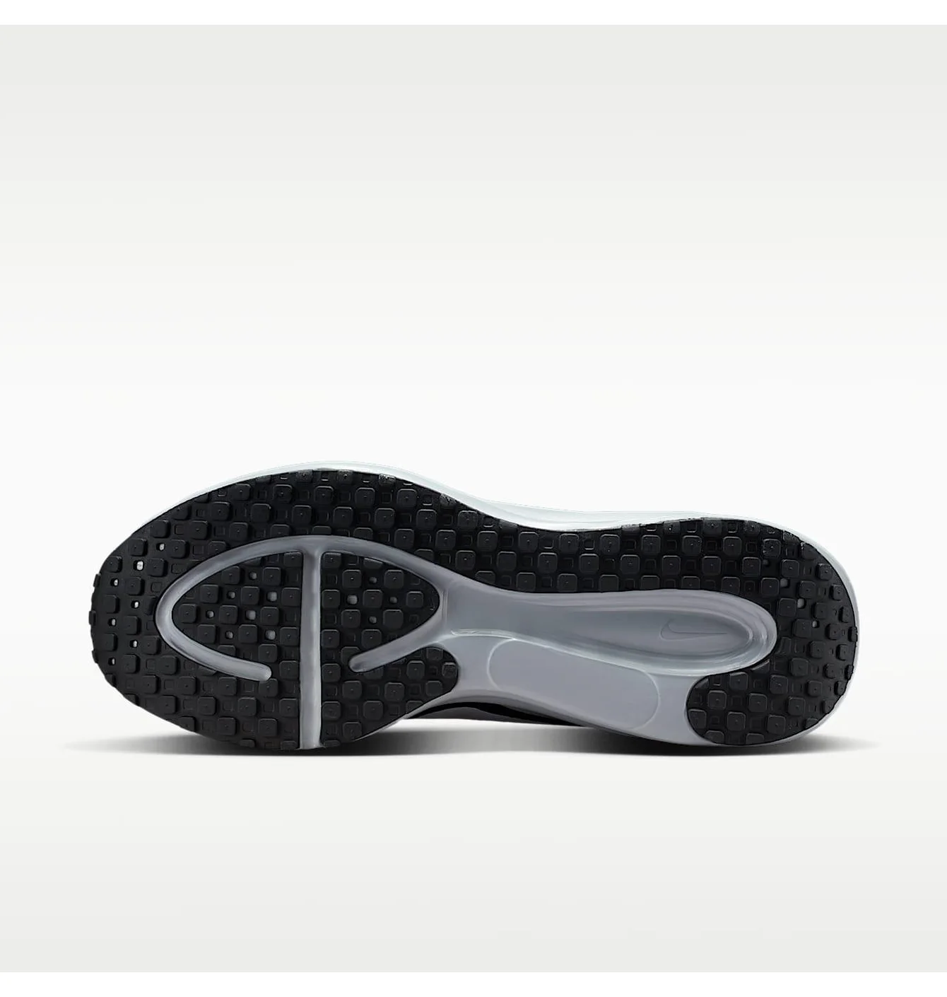 Кросівки чоловічі Nike Revolution 8 Black HJ9198-008