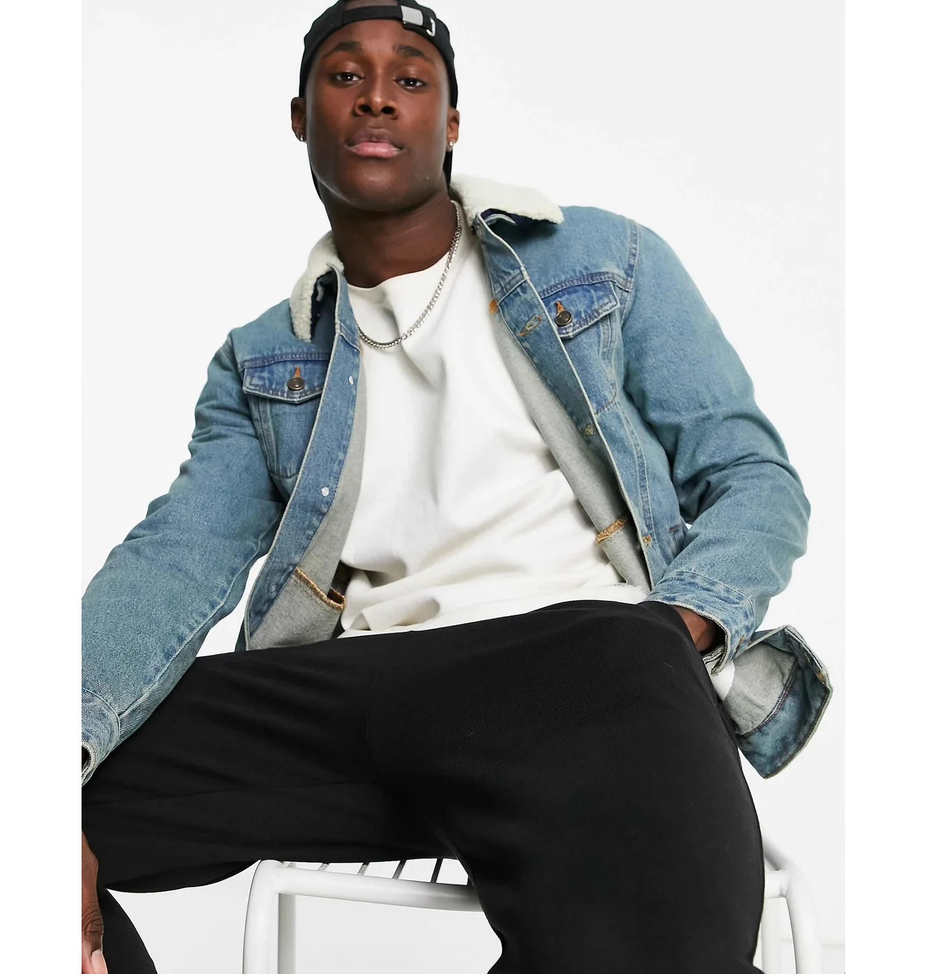 Джинсовка чоловіча Asos Asos Design Denim Jacket With Detachable Borg Collar Blue 109693753