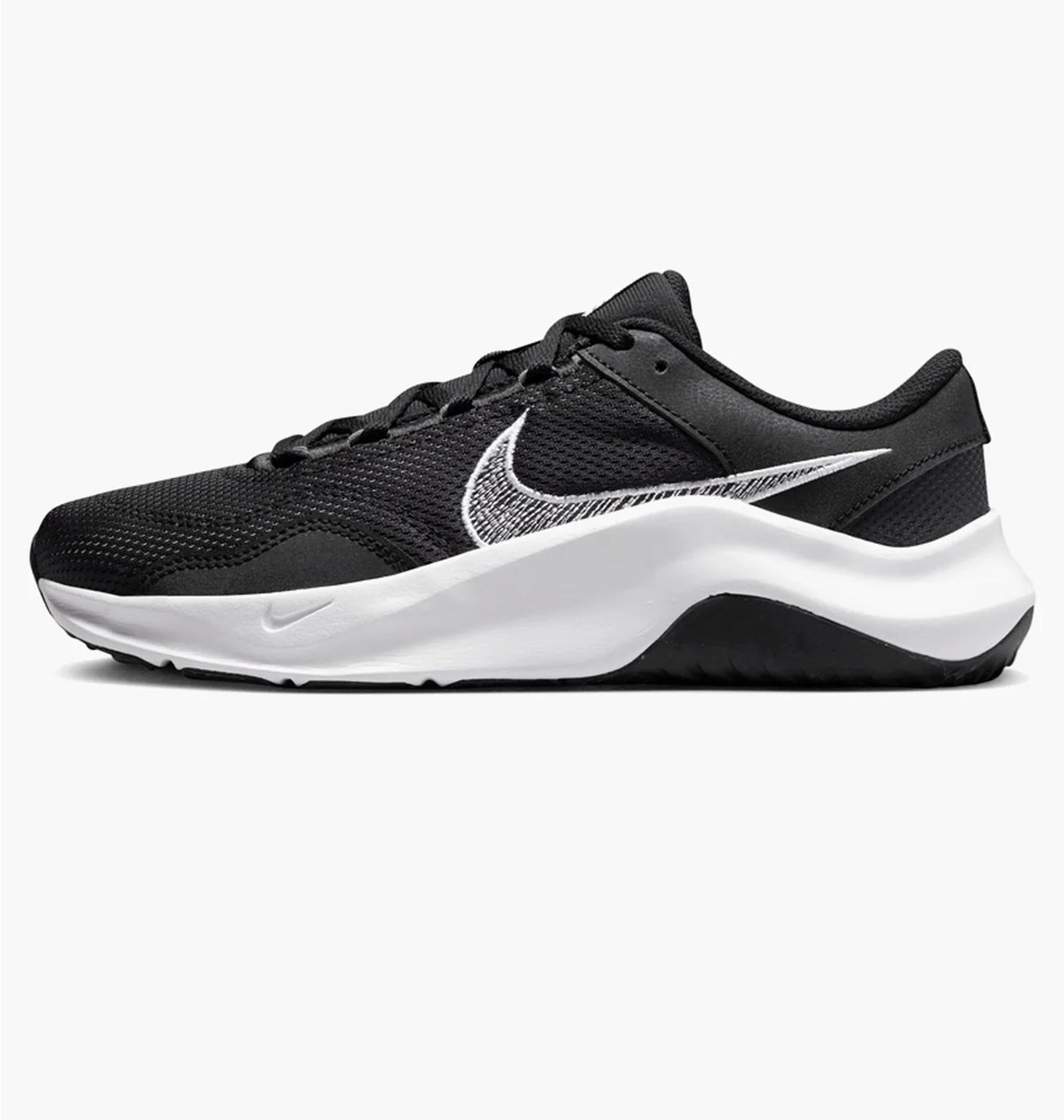 Кросівки жіночі Nike Legend Essential 3 Next Nature Training Shoes Black Dm1119-001