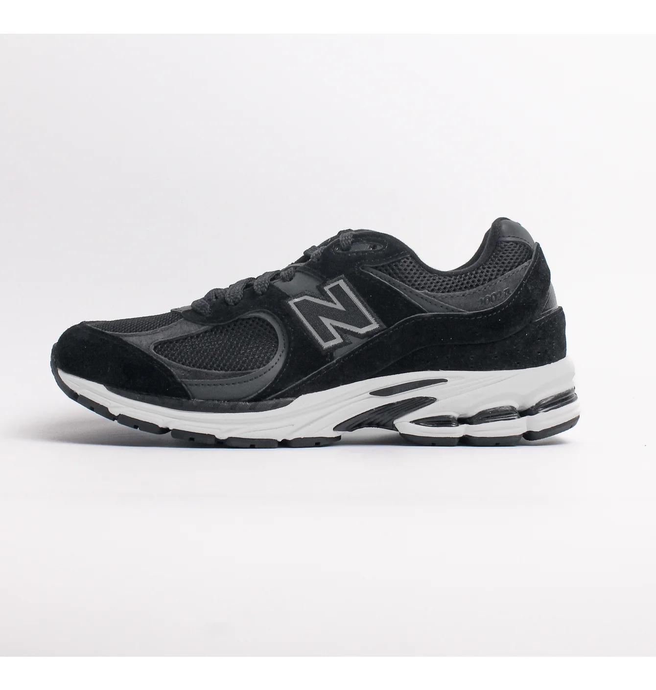 Кросівки чоловічі New Balance 2002R Black Nbm2002Rbk