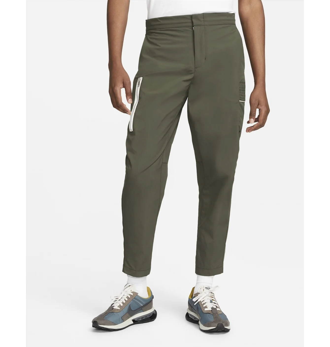 Штани чоловічі Nike Sportswear Style Essentials Utility Pants Olive DM6681-355