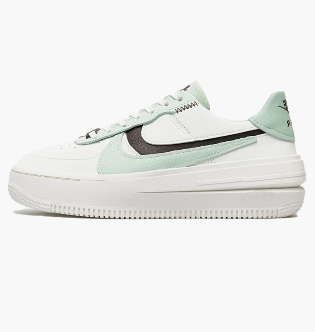 Кросівки жіночі Nike W Af1 Plt.Af.Orm White Dx3730-300