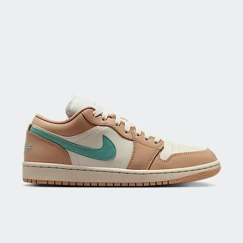 Кросівки жіночі Jordan Air 1 Low (DC0774-130)