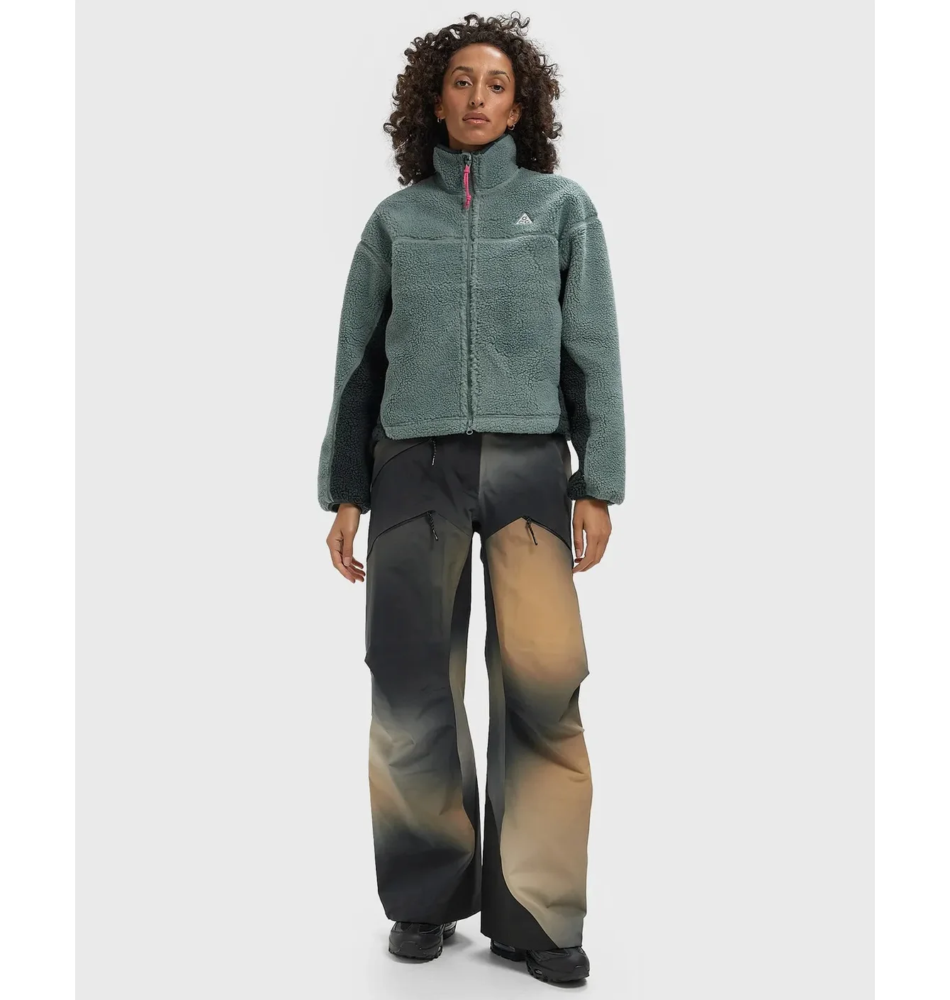 Куртка жіноча Nike Canwell Glacier Green HV4705-364