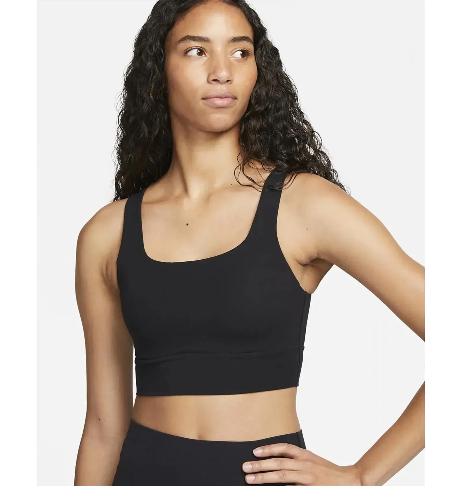 Спортивний топ жіночий Nike Alate Ellipse (DO6619-010)