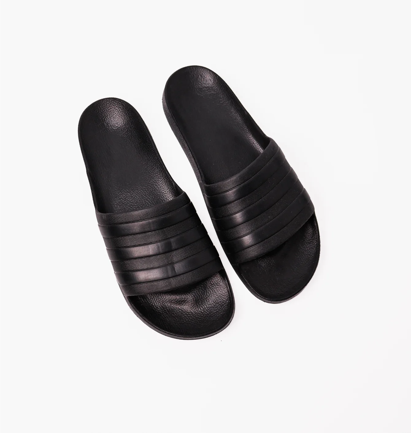 Тапочки унісекс Adidas Adilette Aqua Black F35550
