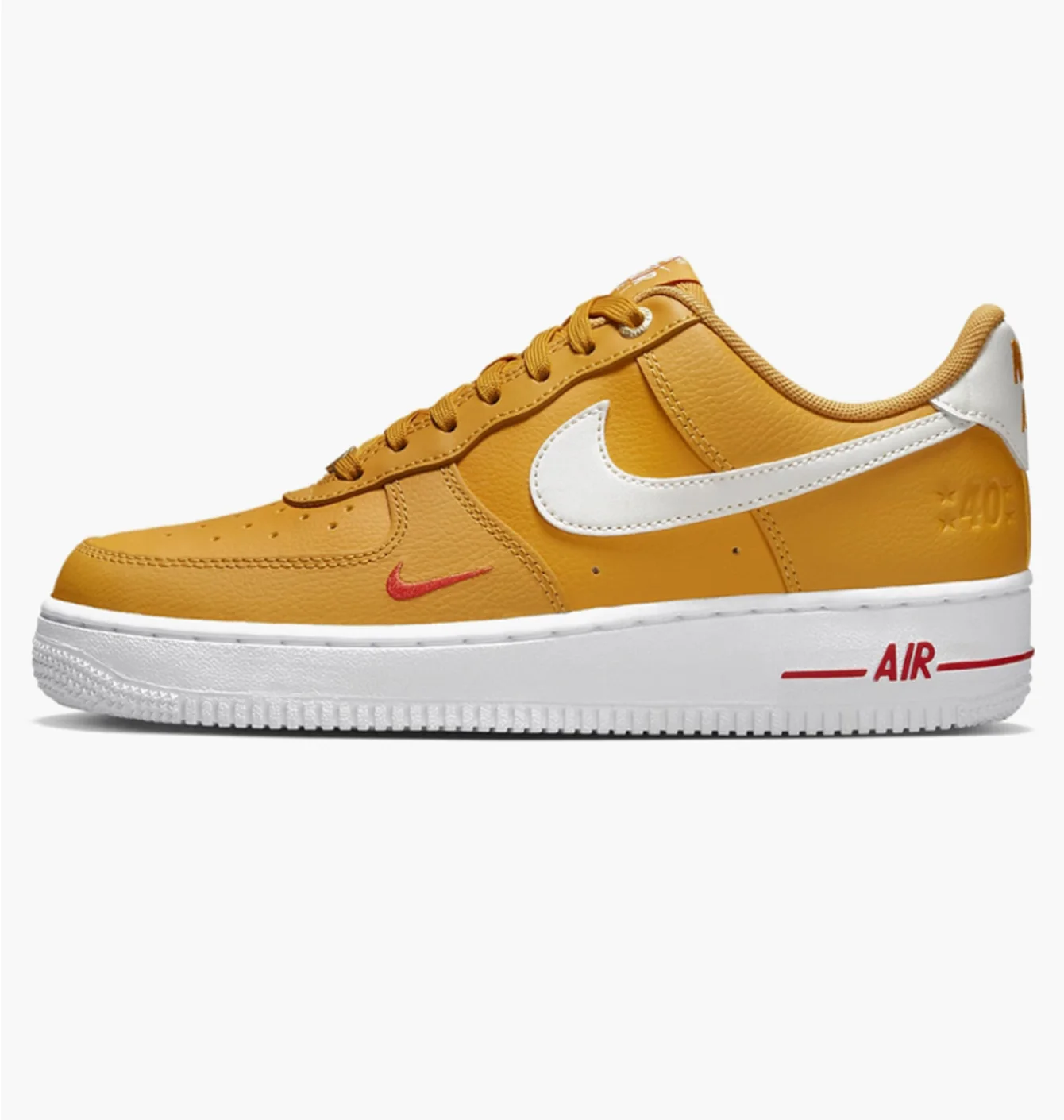 Кросівки жіночі Nike Air Force 1 07 Se Yellow Dq7582-700