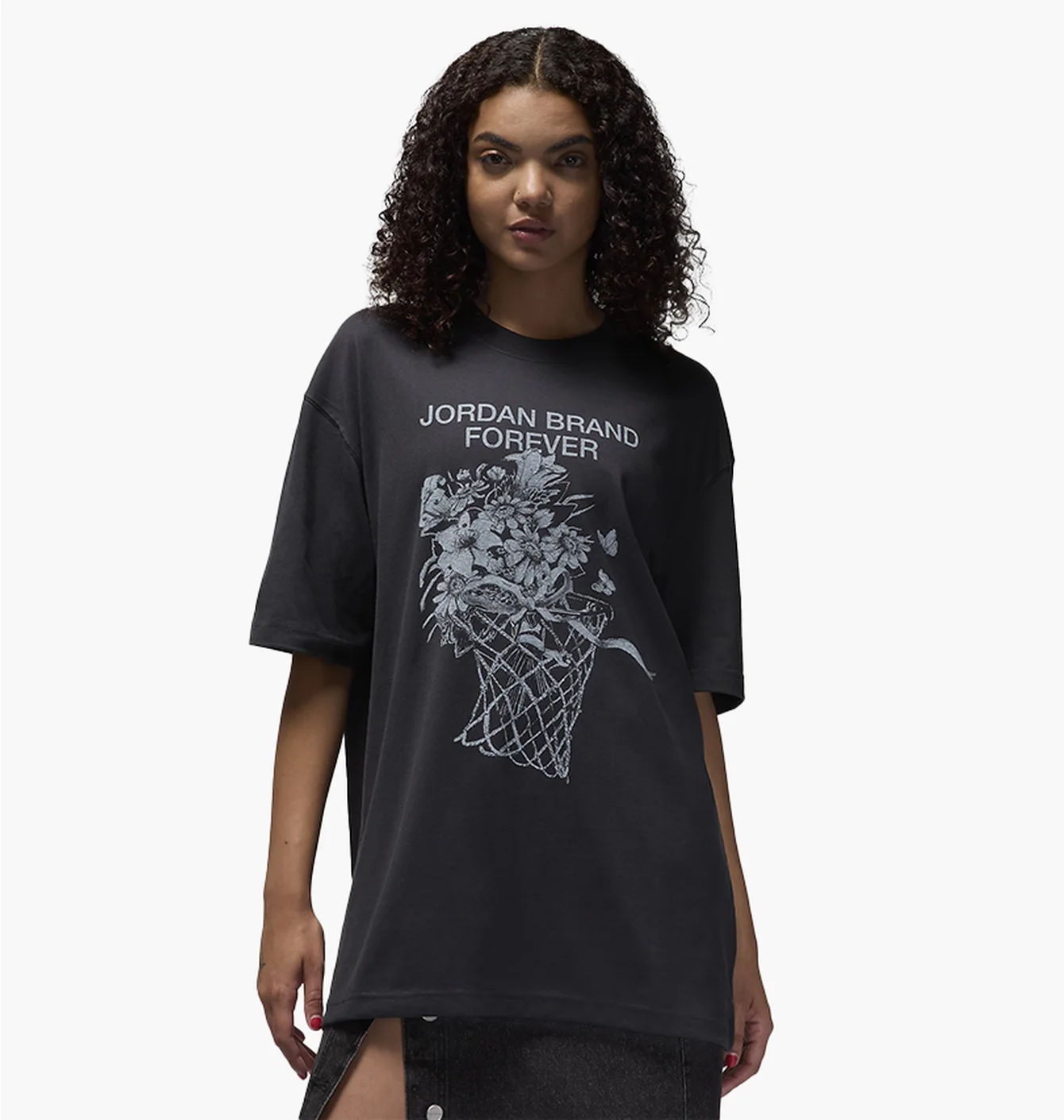 Футболка жіноча Air Jordan WomenS Oversized Graphic T-Shirt Black FV7119-045