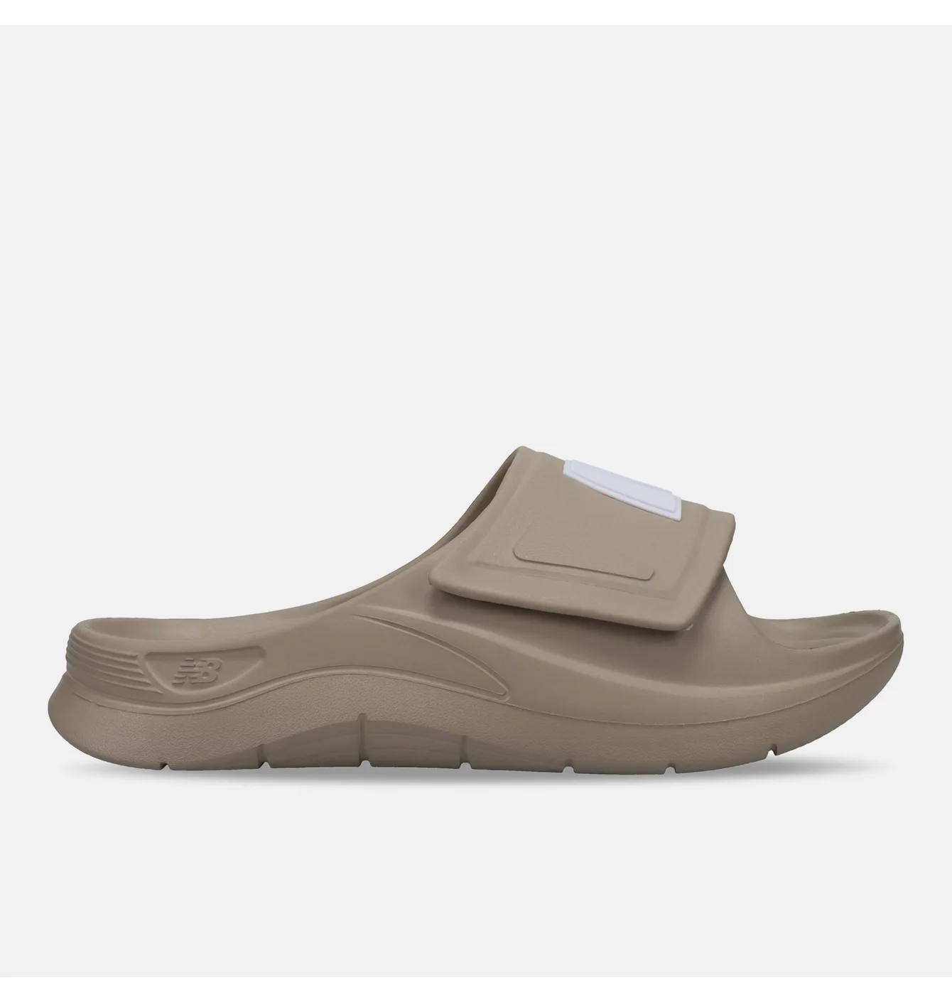 Тапочки чоловічі New Balance 202Xa Beige SMASPTE1