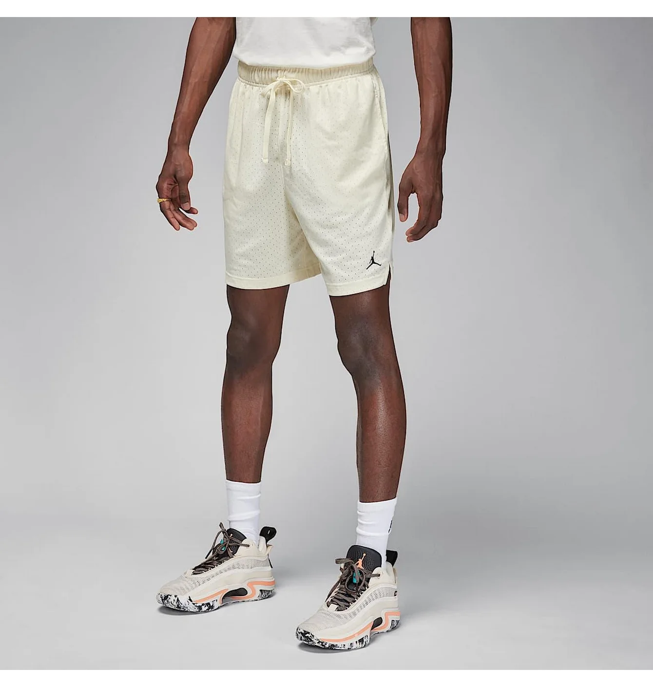 Шорти чоловічі Air Jordan Sport Dri-Fit White FN5816-113
